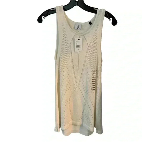 NWT Cabi women’s knit tank with a lovely embroidered design. Size XS - Picture 1 of 13